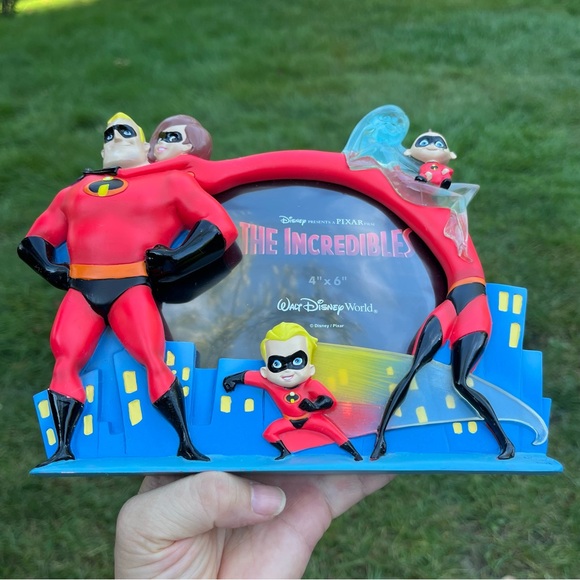 Disney Pixar The Incredibles 3D Photo Frame - Picture 1 of 8